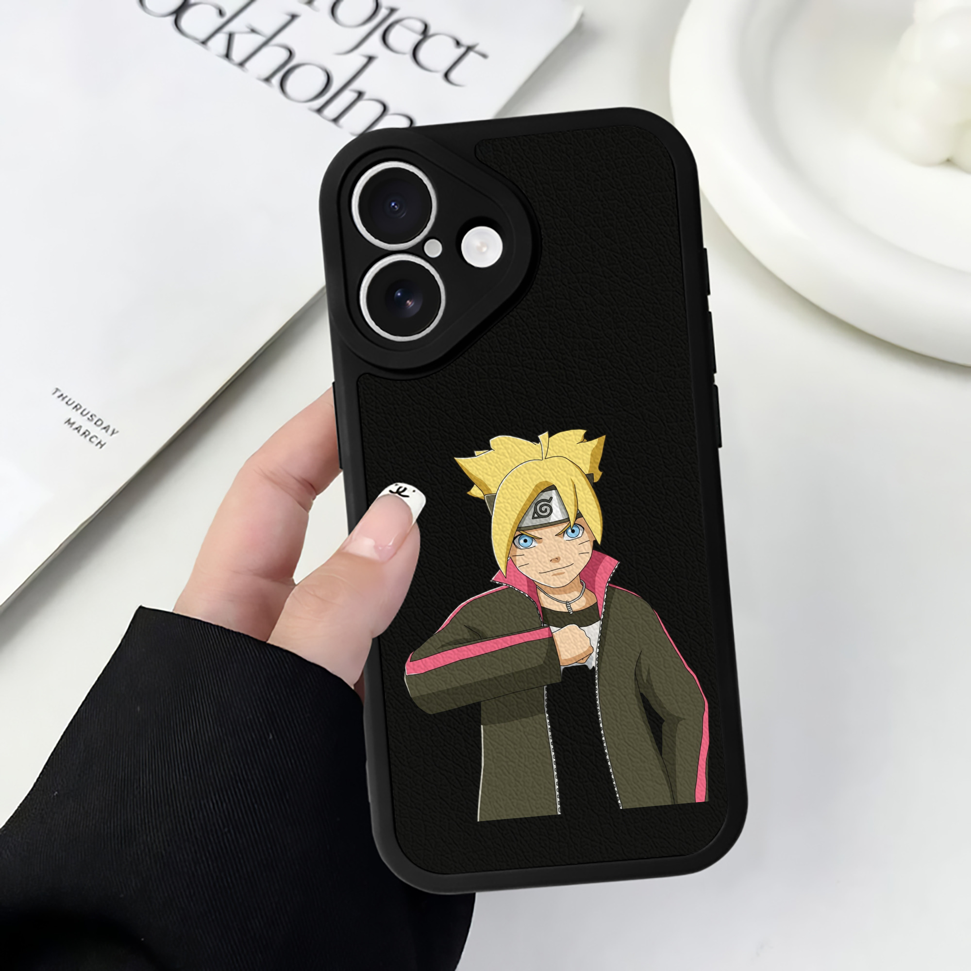 （画像用） NARUTO -ナルト- うずまき ボルト Uzumaki Boruto 【iPhone 16シリーズ対応】シリコンスマホケース（レザー調） 材質：シリコン